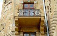 Фото 6: На фасаді сецесійного будинку комплексно відреставрували балкони