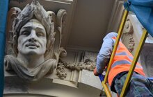 Фото 5: На вул. Дорошенка, 19 реставрують фасад пам’ятки архітектури