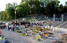 Фото 4: «Людина, яка має у серці любов, здатна на героїзм, насправді не вмирає», - Блаженніший Святослав під час молитви на Личакові