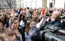 Фото 10: У центрі Львова урочисто заспівали Гімн України