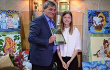 Фото 20: «Арт-терапія» для діток: для міської дитячої клінічної лікарні створили понад 70 картин