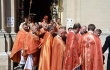 Фото 7: У Львові тисячі вірян попрощались з Блаженнішим Любомиром Гузаром