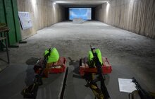 Фото 13: Учні 9-11 класів навчаються стрільбі та домедичної допомоги в інструкторів Нацгвардії