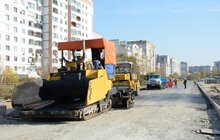 Фото 10: Триває капітальний ремонт вул. Миколайчука: підрядник облаштовує проїзну частину дороги з тротуарами