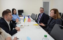Фото 2: Крістіна Квін ознайомилась з роботою медичного об’єднання невідкладної допомоги у Львові