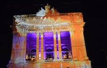 Фото 3: Біля університету ім. І. Франка відбулось медійно-драматичне дійство з нагоди святкування 100-річчя ЗУНР