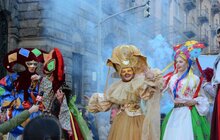 Фото 22: Карнавальною ходою у Львові розпочався «Золотий Лев на вулиці – 2017»