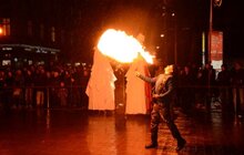 Фото 27: Відкриття Чемпіонату світу з шахів серед жінок завершила вулична вистава від театру «Воскресіння»
