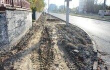 Фото 12: На вул. Княгині Ольги розпочали роботи з будівництва велосипедної доріжки та хідників