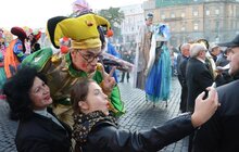 Фото 42: Карнавальною ходою у Львові розпочався «Золотий Лев на вулиці – 2017»