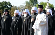 Фото 18: У Львові вшанували спочилих захисників України та помолились на могилі Патріарха Димитрія