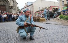 Фото 34: Андрій Садовий у Чорткові зустрівся з мером та взяв участь у відкритті реконструкції бою «Чортківська офензива»