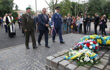 Фото 10: У Львові делегація з Головою Палати депутатів Парламенту Чеської Республіки поклала квіти до пам’ятної дошки Президенту Т. Г. Масарику
