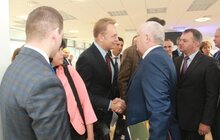 Фото 1: Мер Львова відвідав Міжнародний економічний форум