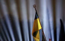 Фото 4: Світло для світу: у Львові над могилами українських Героїв у небо запустили промені пам'яті (відео)