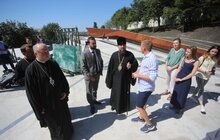 Фото 6: Блаженніший Епіфаній оглянув Меморіал пам’яті Героїв Небесної Сотні у Львові