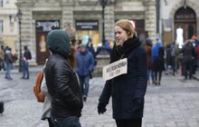 Фото 9: «Непораховані з 1932»: у Львові на площі Ринок організували акцію до Дня пам’яті жертв Голодомору
