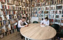 Фото 3: На вул. Шевченка, 270а відкрилась оновлена «Бібліотека сад»