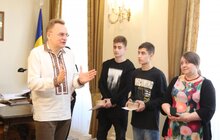 Фото 7: Двоє дітей-сиріт та дитина, позбавлена батьківського піклування, отримали ордери на однокімнатні квартири