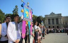 Фото 10: Мер Львова привітав студентів-першокурсників Львівського національного університету імені Івана Франка