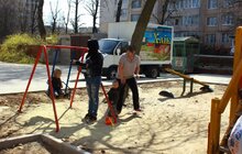 Фото 7: «Останні два роки ми дуже багато уваги приділяємо міжквартальним дорогам і дворикам», - А. Садовий
