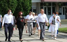 Фото 6: Робочий виїзд міського голови до мешканців вул. В. Великого, Кульпарківська, Симоненка