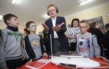 Фото 13: У Львові для шкіл закупили ще одну наукову мобільну лабораторію — мистецьку