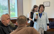 Фото 1: У Львові японські мистецькі практики допомагають ветеранам: арттерапевтичні заняття у Гомін Центрі