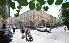 Фото 7: У Львові облаштують доступність до 100 різних закладів та установ: проєкт стартував з вул. Січових Стрільців (відео)