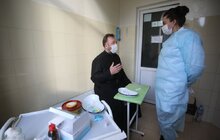 Фото 3: У Львові триває експрес-тестування священників