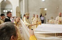 Фото 30: Глава УГКЦ Блаженніший Святослав у співслужінні з єпископами Синоду УГКЦ освятив унікальний храм Софії-Премудрості Божої