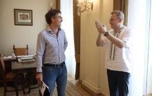 Фото 3: Мер обговорив із Минксом Гавейном перебіг підготовки до реалізації проєкту ІТ-парку у Львові