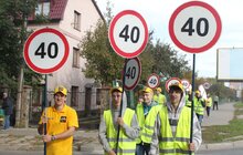 Фото 4: Львівські школярі закликали водіїв зменшити швидкість