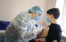 Фото 15: Сьогодні в лікарні швидкої допомоги Львова вакцинують від COVID 80 медиків