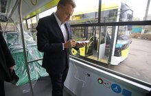 Фото 18: Мер Львова оглянув перші 10 нових тролейбусів виробництва «Електрон»