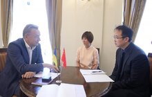 Фото 2: Посольство КНР пропонує у вересні провести у Львові Дні Китаю