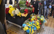 Фото 8: Львів попрощався з новітнім Героєм Романом Досяком
