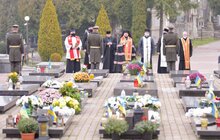 Фото 8: У Львові вшанували загиблих під час Революції Гідності