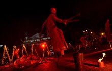 Фото 11: Вуличною виставою «Йов» у Львові розпочався «Золотий Лев — 2018»