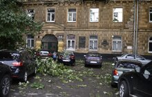 Фото 9: Аварійні бригади оперативно ліквідовують наслідки негоди в місті
