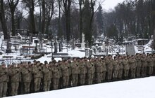 Фото 16: З нагоди Дня Збройних Сил України у Львові на Личакові вшанували новітніх Героїв