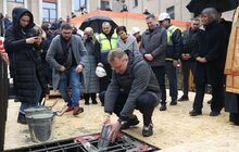 Фото 8: У Брюховичах заклали капсулу на місці майбутнього найбільшого реабілітаційного центру екосистеми UNBROKEN (відео)