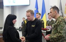 Фото 11: У мерії Львова посмертно нагородили львів'ян, які боронили незалежність України