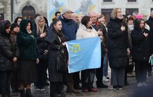 Фото 7: У День спротиву окупації Криму в центрі Львова підняли кримськотатарський прапор (відео)