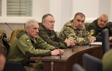 Фото 13: Як Львів допомагатиме захисникам наступного року: в мерії презентували комплексну програму підтримки воїнів та їх родин