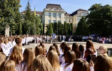 Фото 5: Понад 900 першокурсників урочисто посвятили у студенти Львівського медичного університету