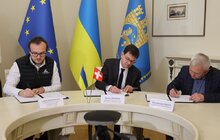 Фото 24: Швейцарія безоплатно передасть Львову 11 трамваїв: сьогодні у мерії підписали угоду