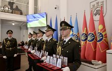 Фото 1: У Львові 35 захисників посмертно нагородили «Почесним знаком Святого Юрія»