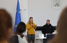 Фото 5: Обдаровані львівські школярі отримали по 30 тисяч гривень