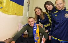 Фото 5: Національна жіноча збірна України з футболу відвідала учасників АТО у військовому госпіталі у Львові